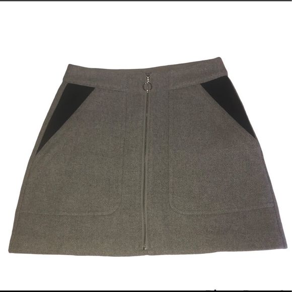 Zara Trafaluc wool/viscose blend Women's Xs Mini Skirt Gray/black front Zip - Picture 2 of 9